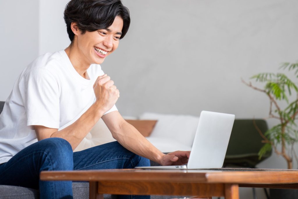 クラミジアかも？と思ったら「オンライン」で今すぐ専門の医師に相談！